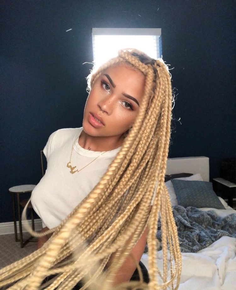 Афрокосы сенегальские блонд