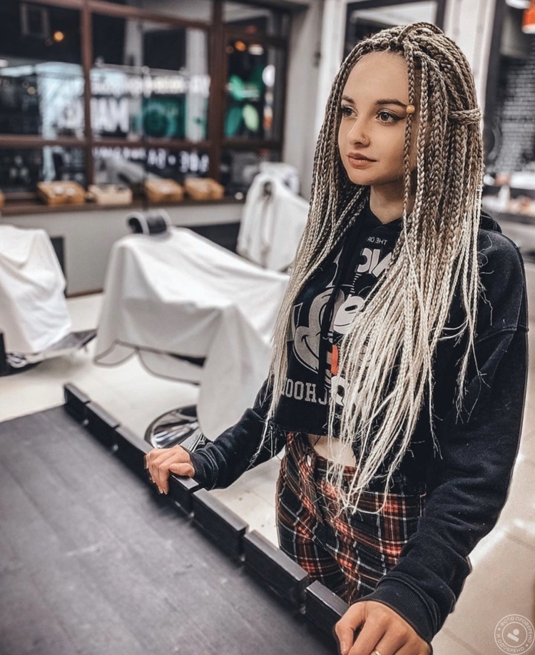 Сенегальские косы и де дреды