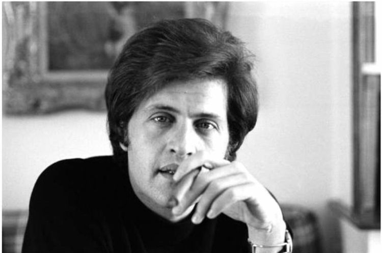 Французский певец Джо Дассен