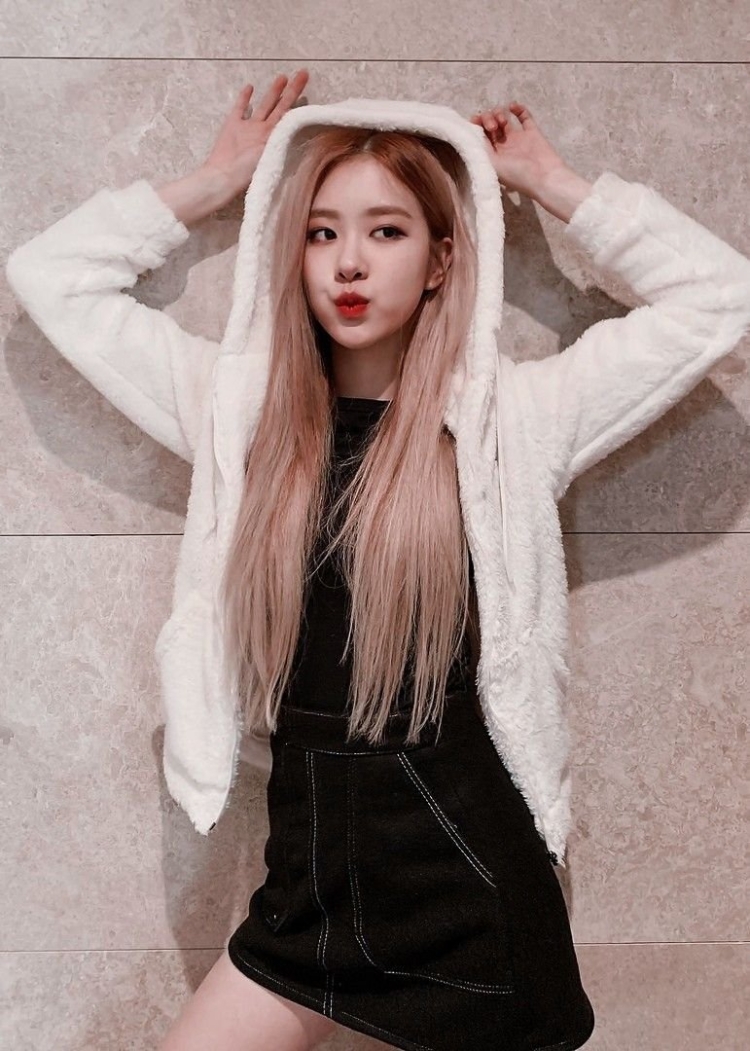 Розе Блэк Пинк