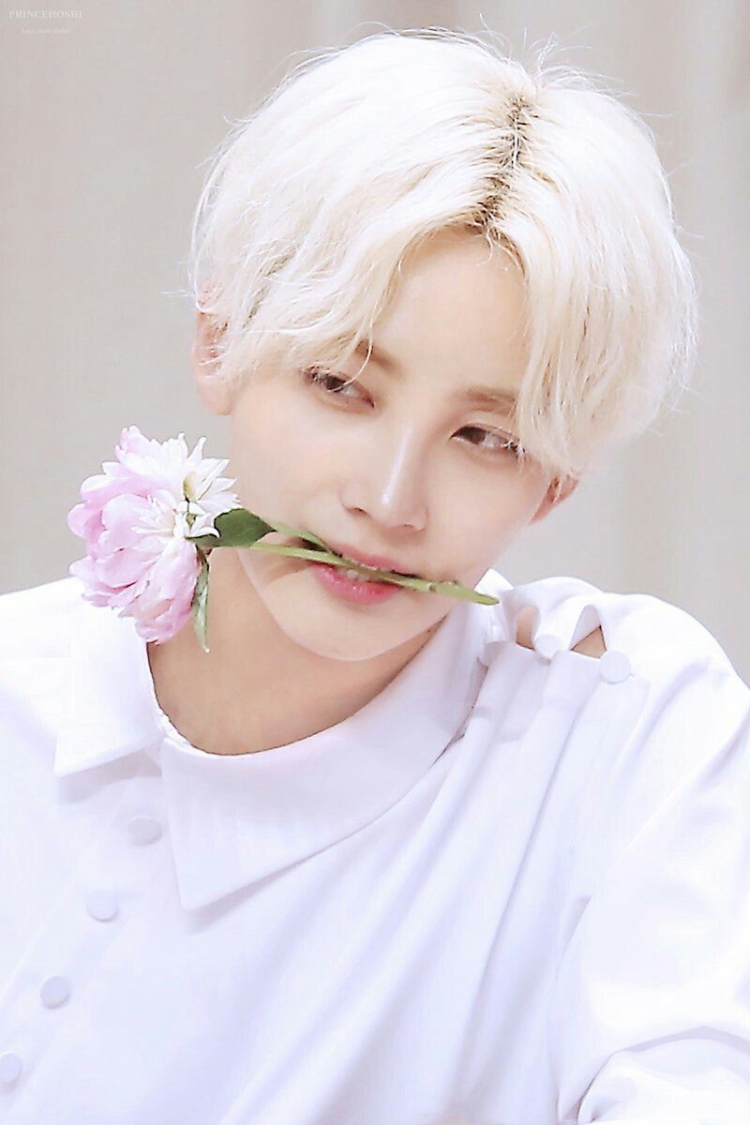 Юн джонхан Seventeen