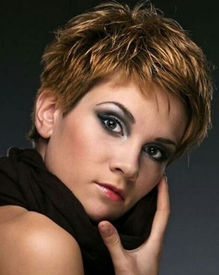 Лысая Ксюша