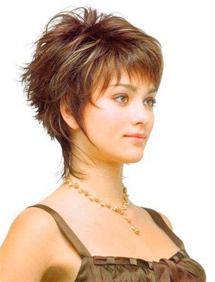 Стрижка Каскад Гаврош на средние