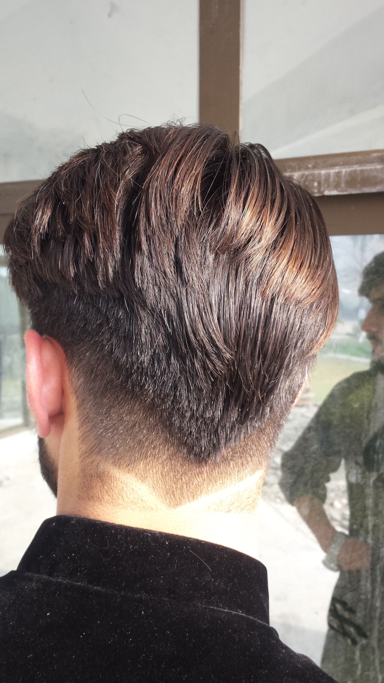 Лонг андеркат сзади