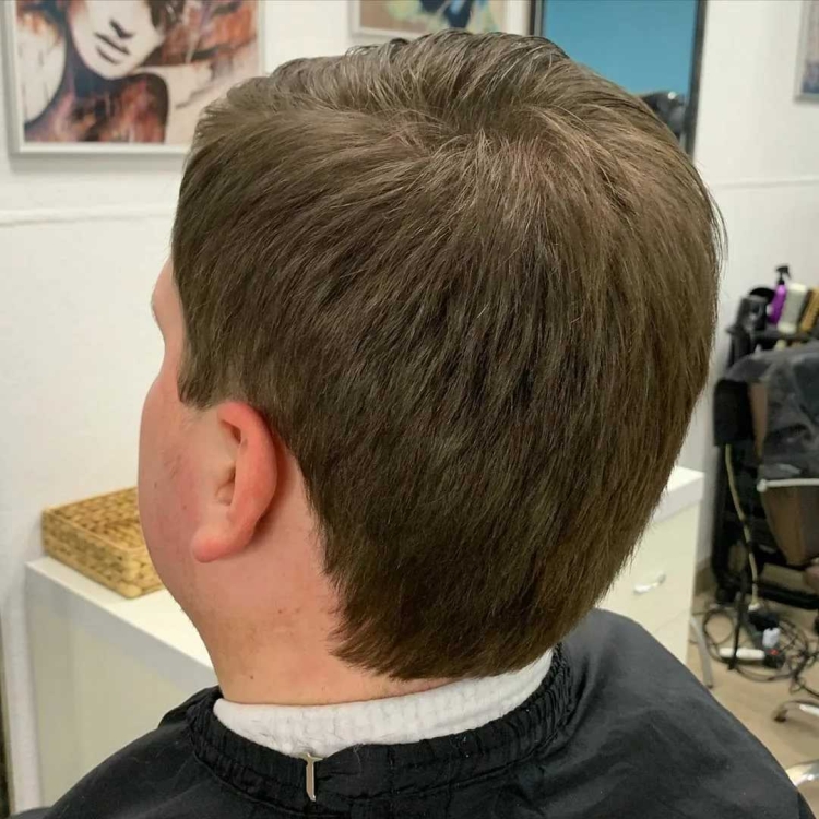 Канадка сзади