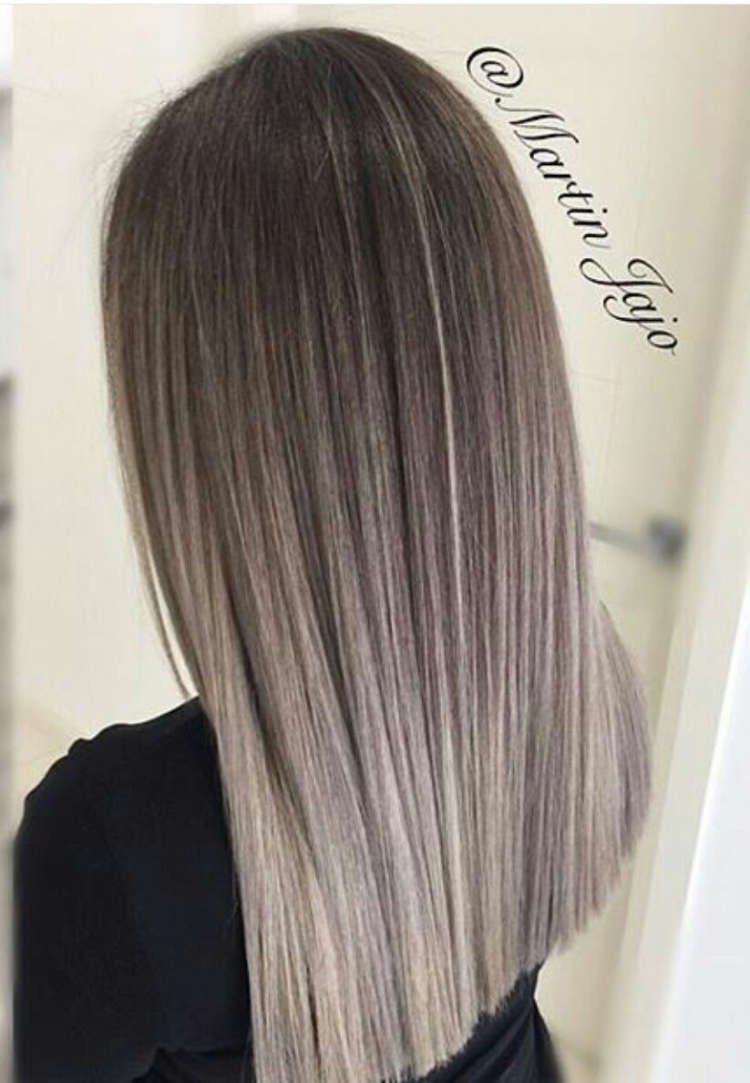 Пепельный балаяж на прямые волосы