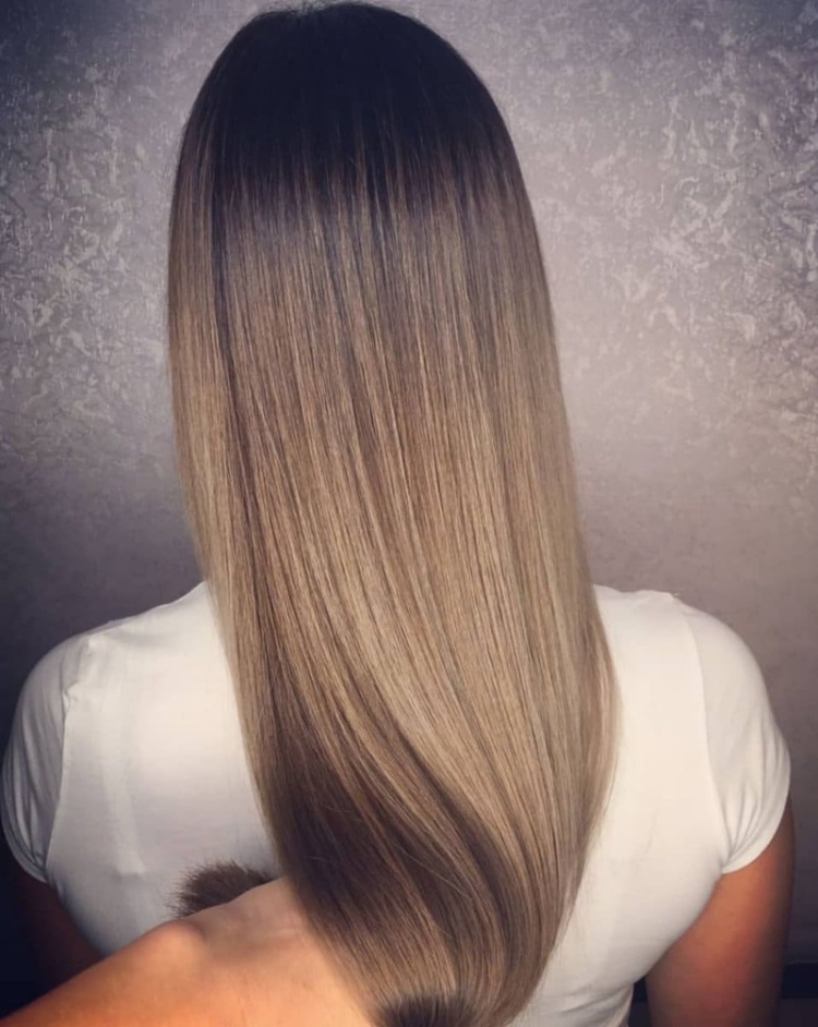 Растяжка волос на длинные волосы