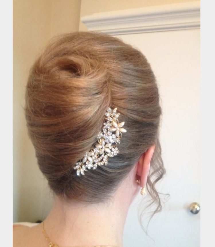 Свадебная прическа Ракушка