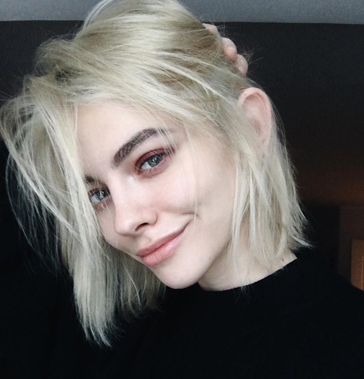 Кира Рауш селфи