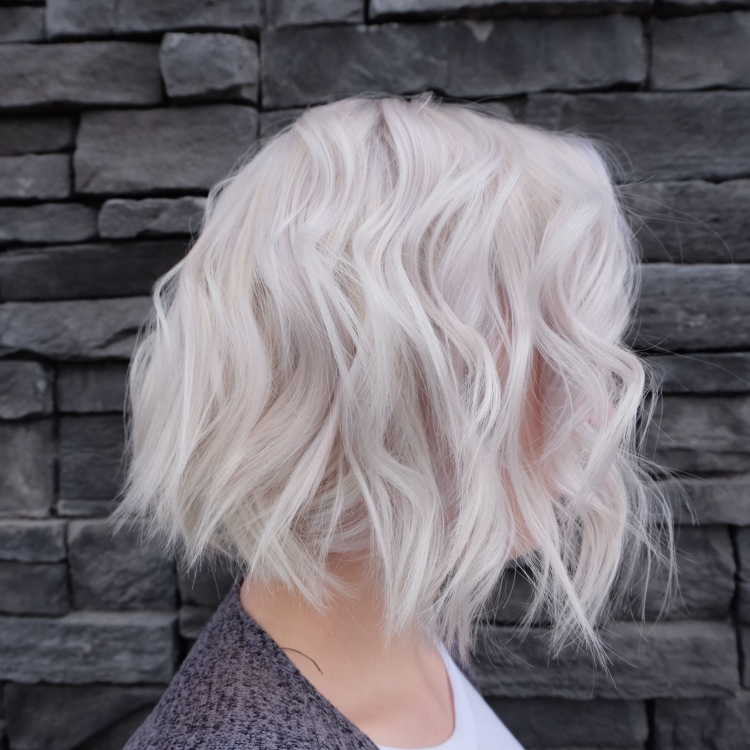 Стефани Даниэль пепельная блонд