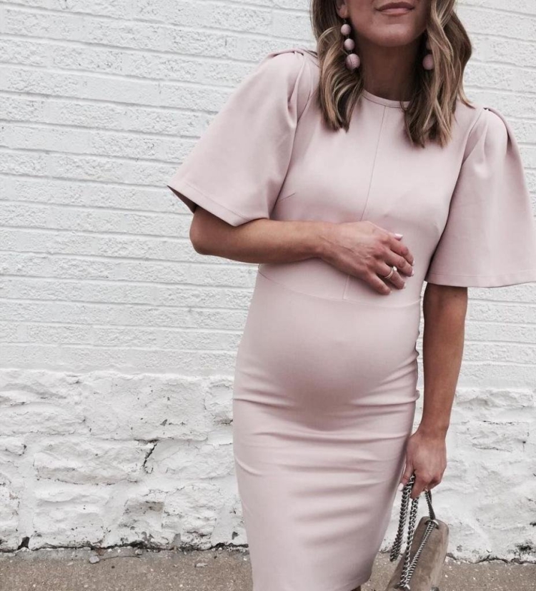 Tammy Hembrow в платье