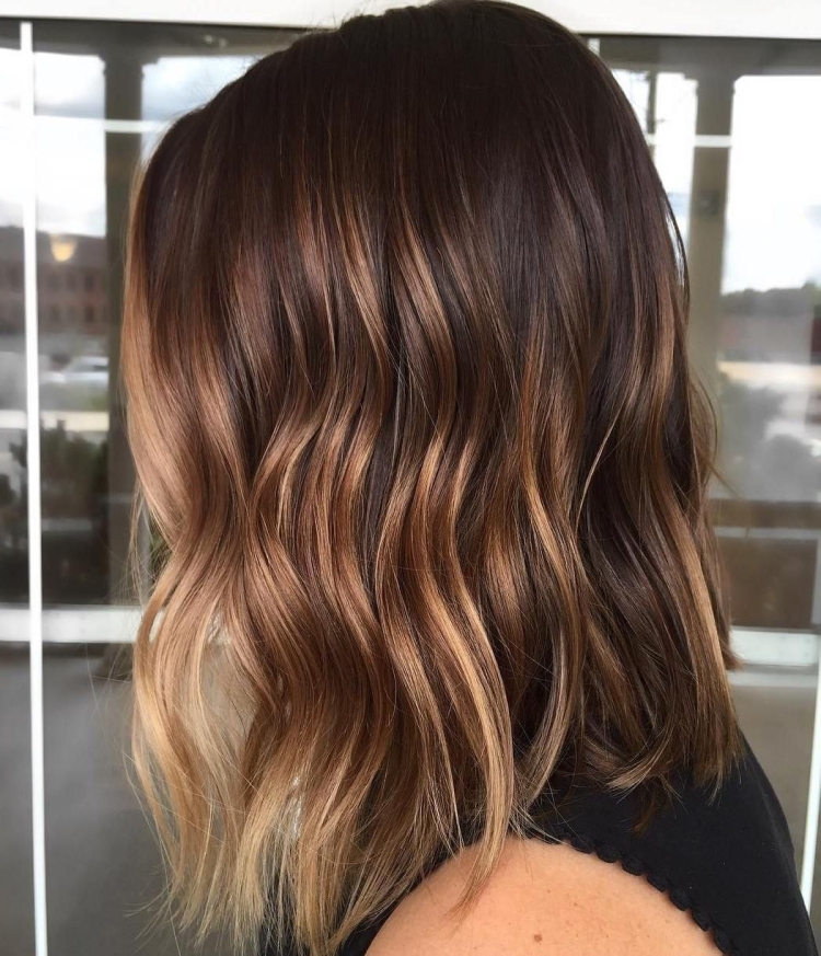 Карамельный балаяж на каре