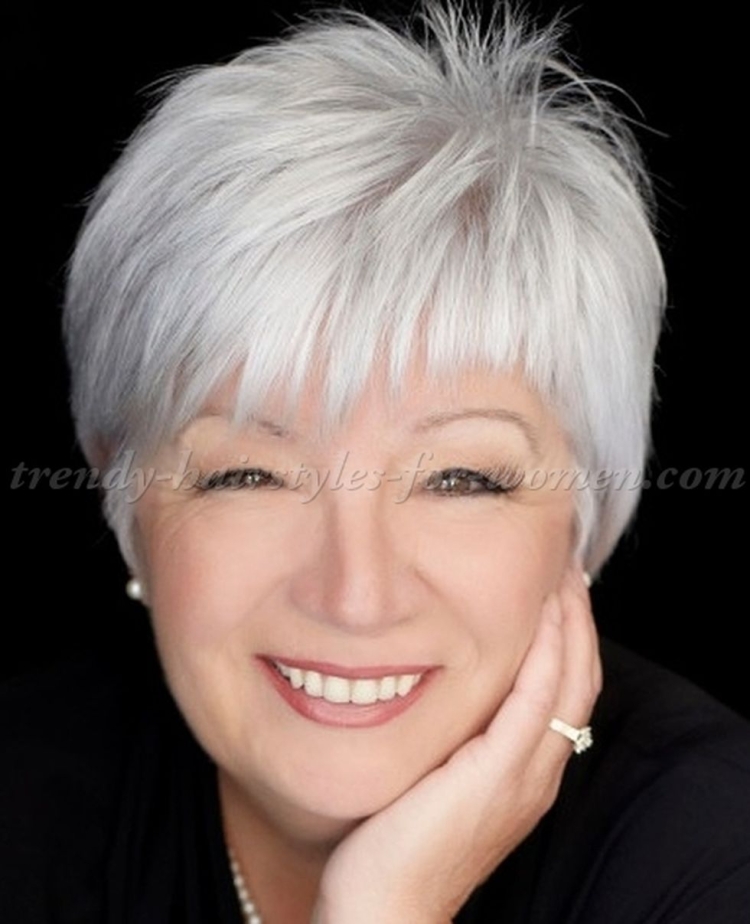 Стрижки для пожилых полных женщин
