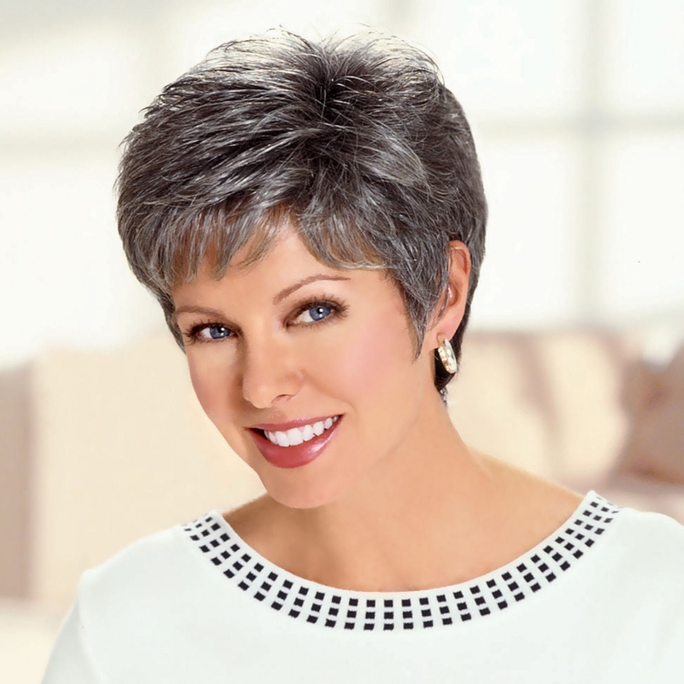 Пепельный цвет волос на короткие волосы для женщин после 60 лет