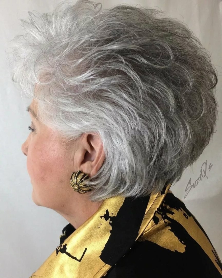 Короткий Каскад на Седые волосы