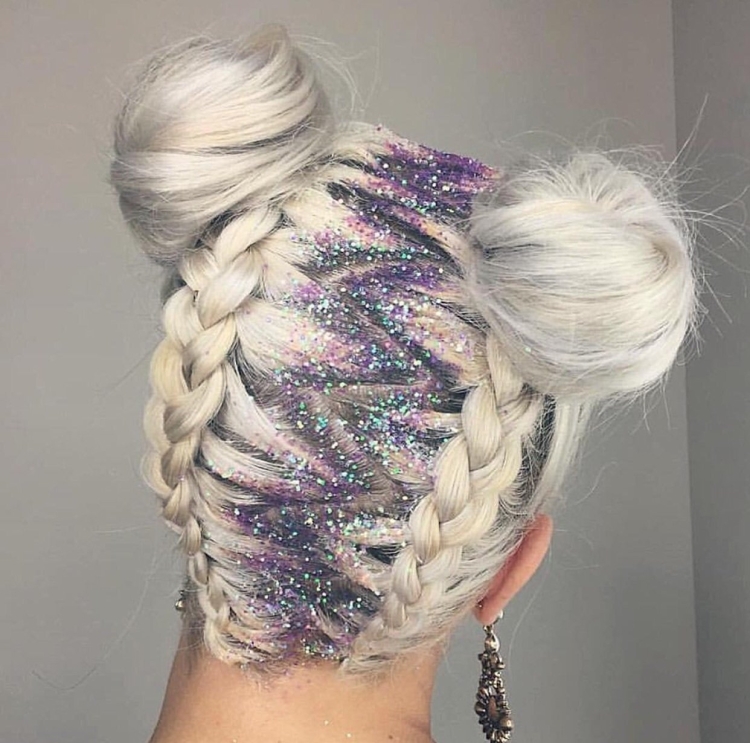 Прическа пучок с канекалоном