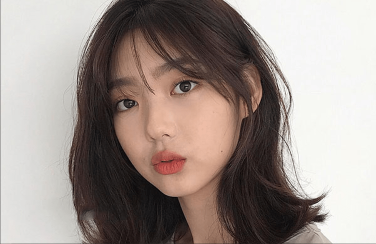 Корейские стрижки на средние волосы