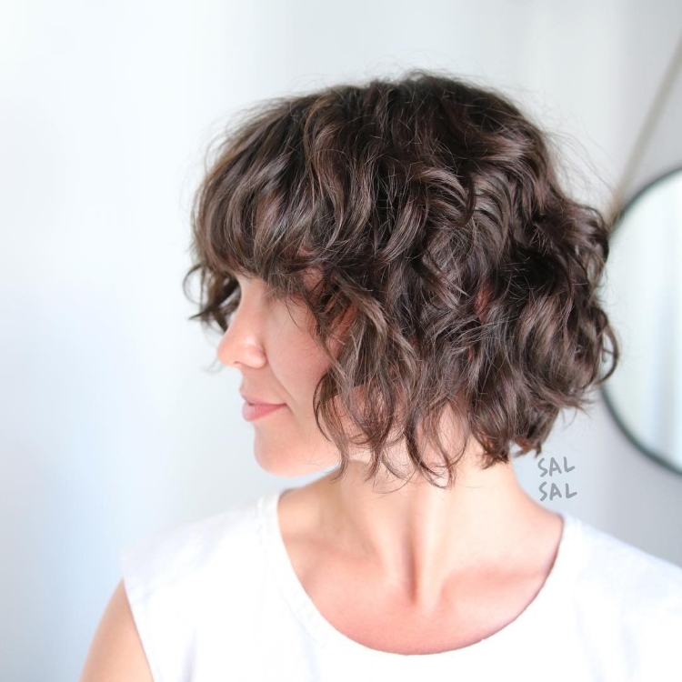 Шегги Боб на волнистые волосы