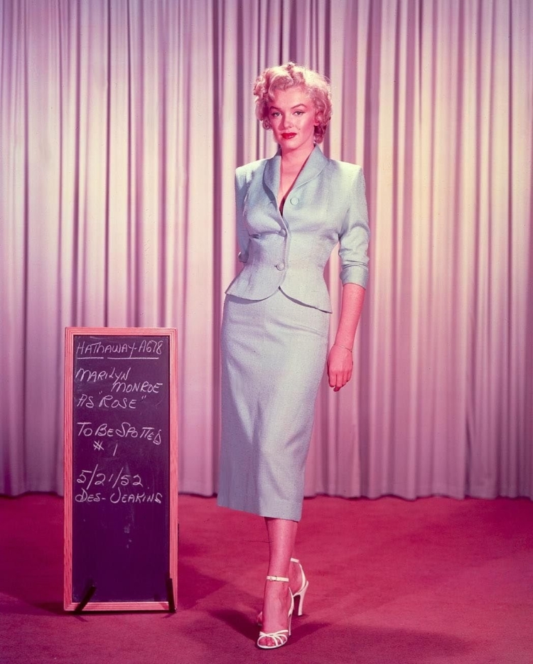 Мэрилин Монро в свадебном платье