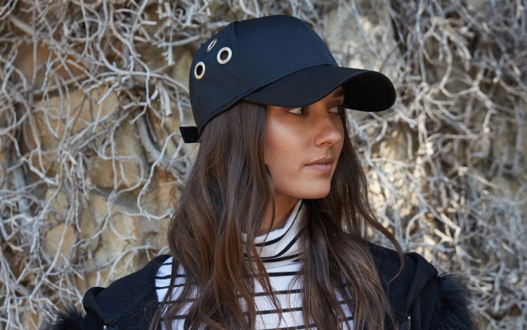 Одетая кепка