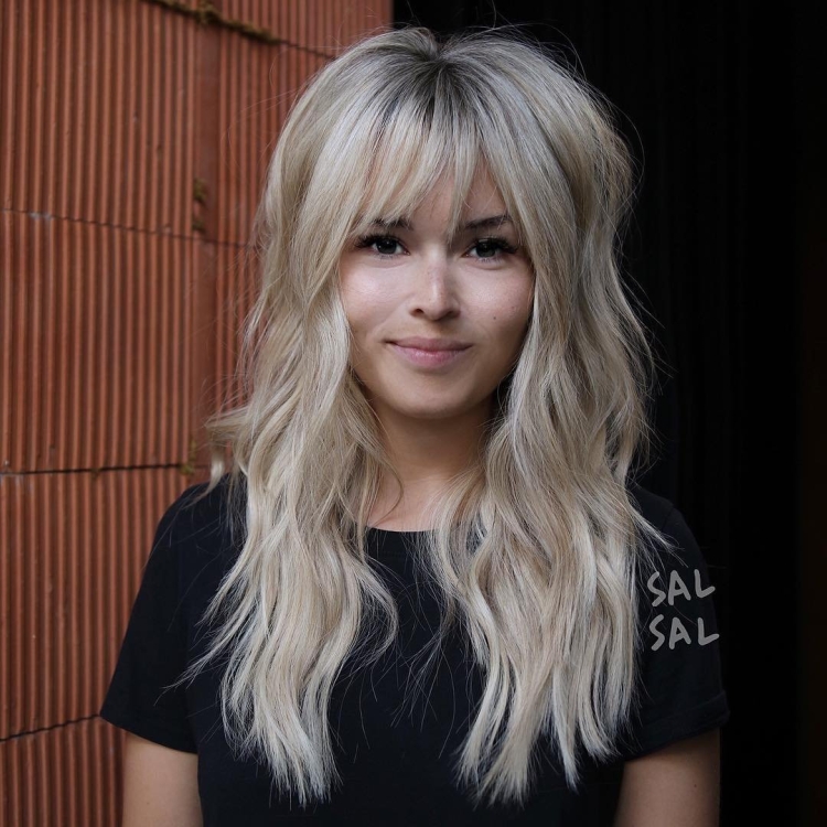 Чёлка шторка с длинными волосами