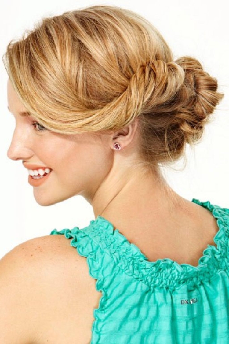 Прическа пучок