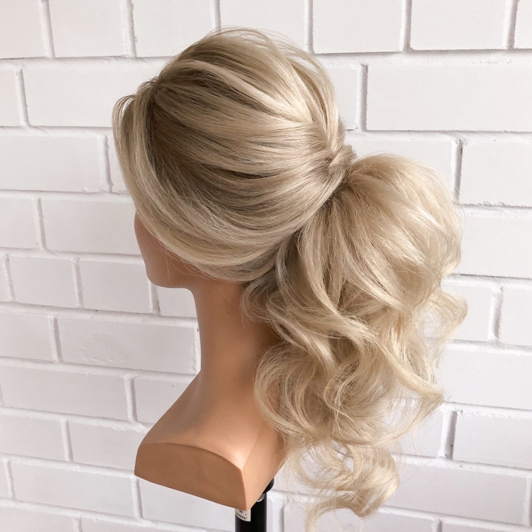 Прическа пучок