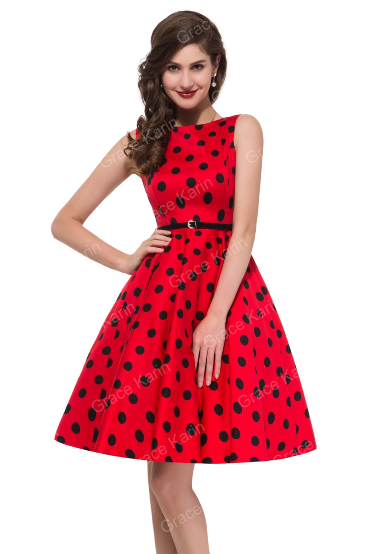 Красное платье в черный горох