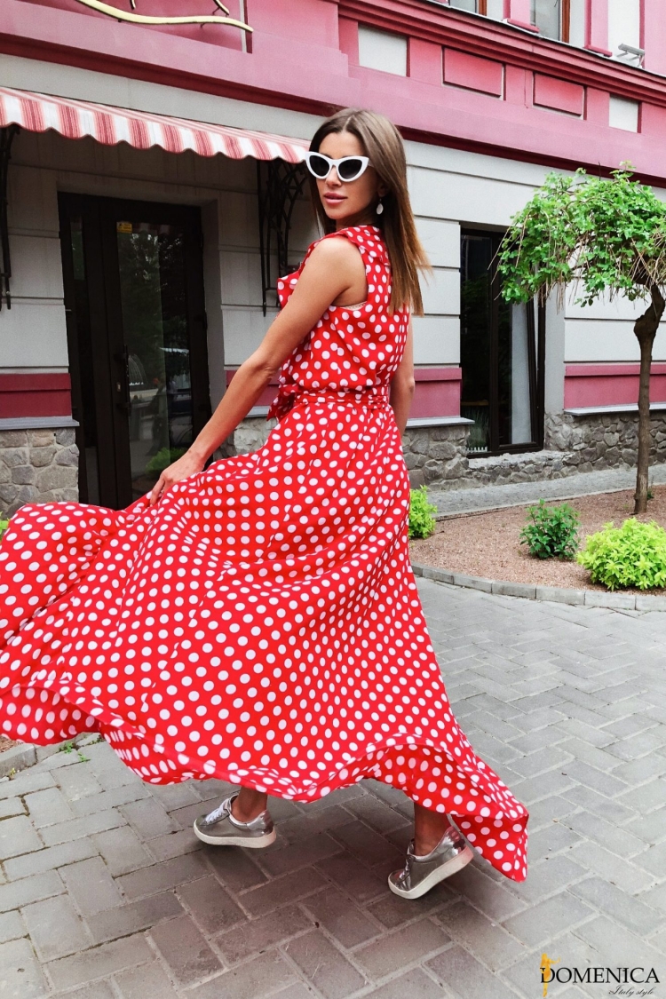 Летнее платье в горошек