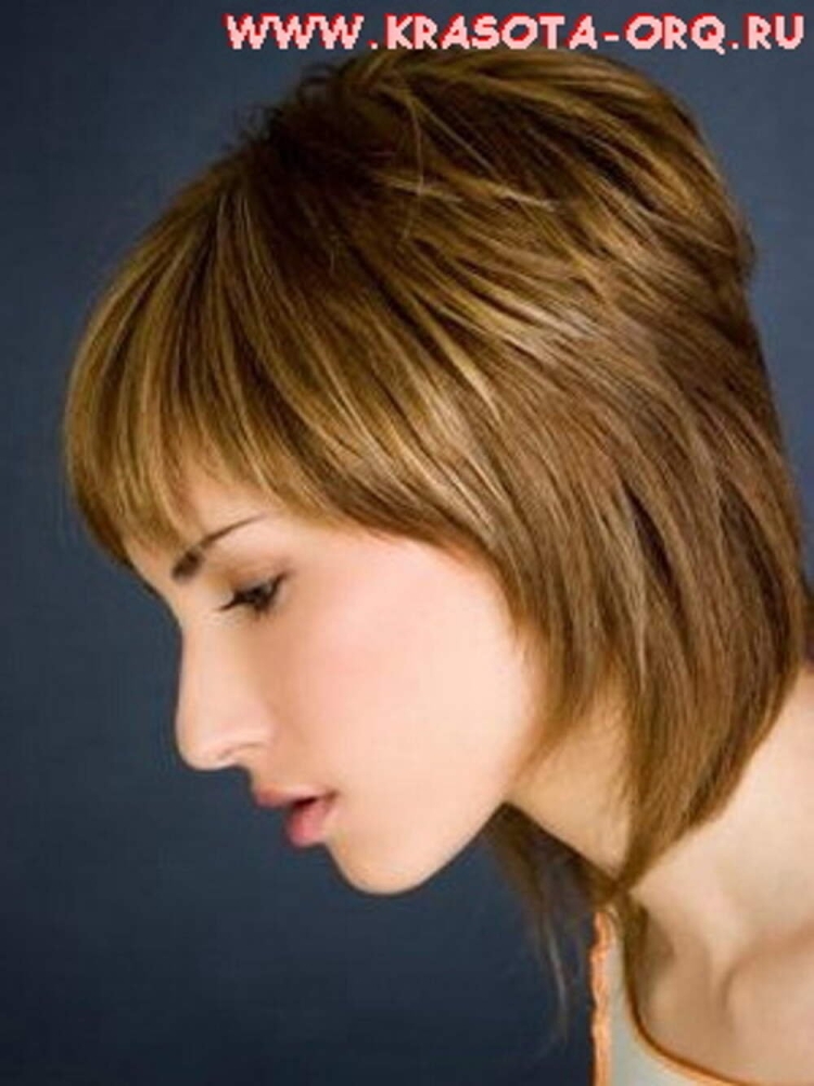 Прическа с короткой макушкой и длинными концами