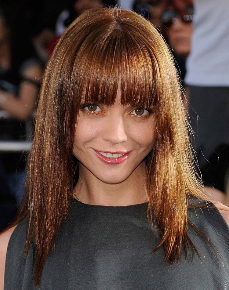 Каскад с филированной челкой