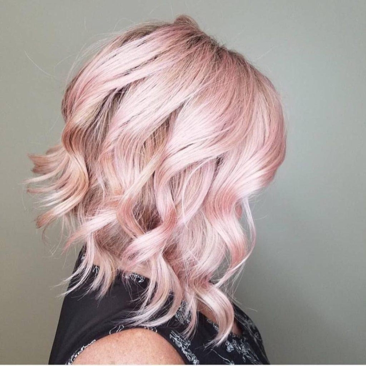 Розовый блонд 2022