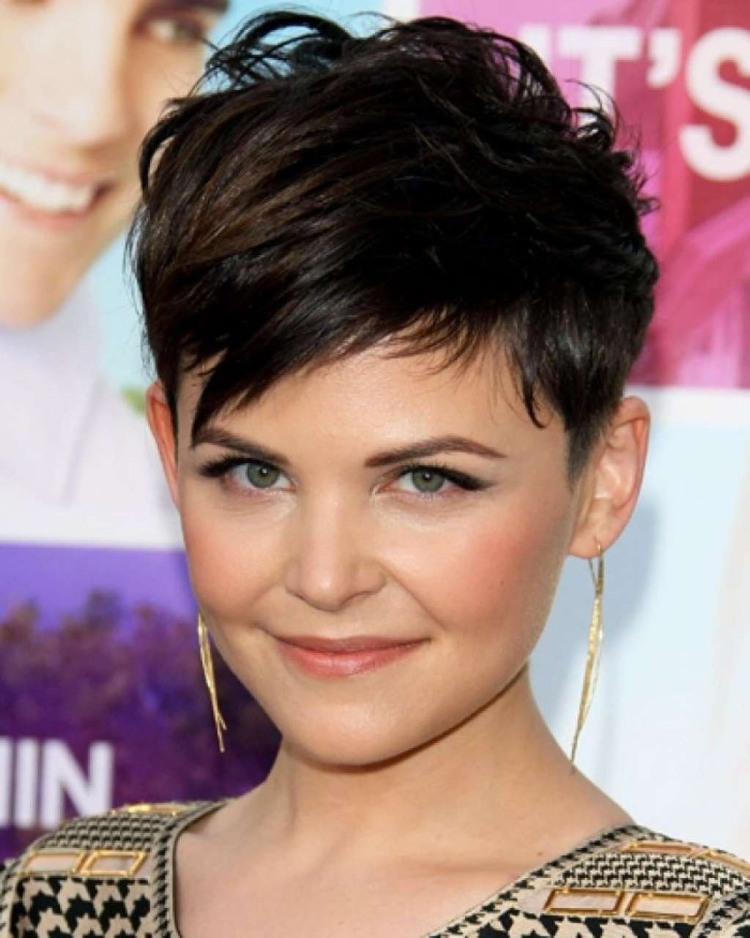 Джениффер Гудмин челка