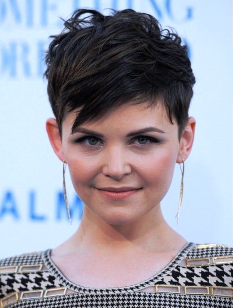 Джиннифер Гудвин овал лица