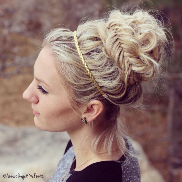 Собранные прически с косами