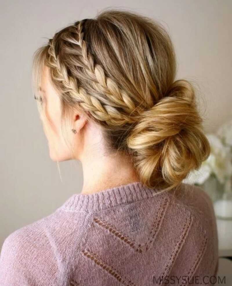 Прическа с косой