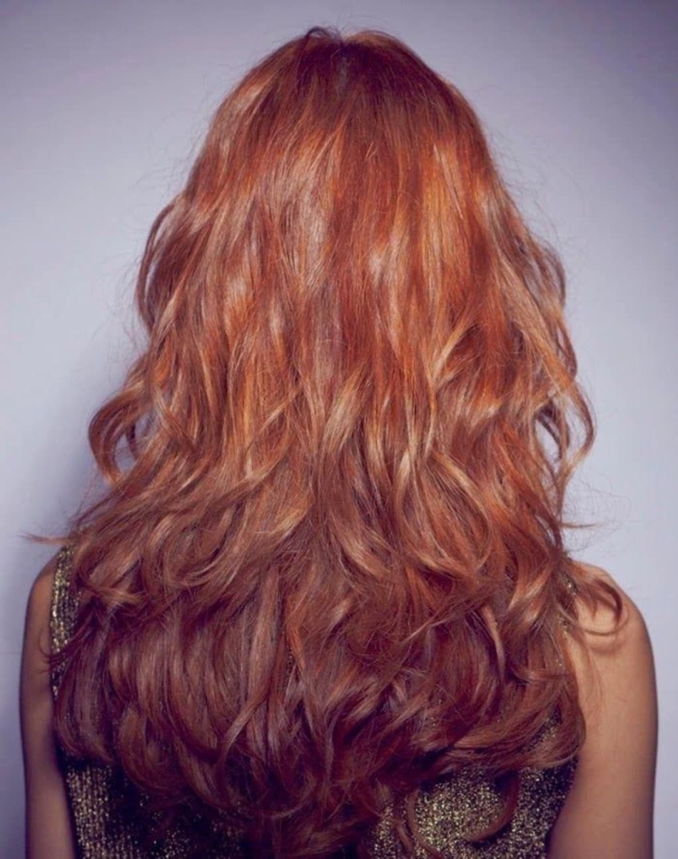 Каскад на длинные вьющиеся волосы