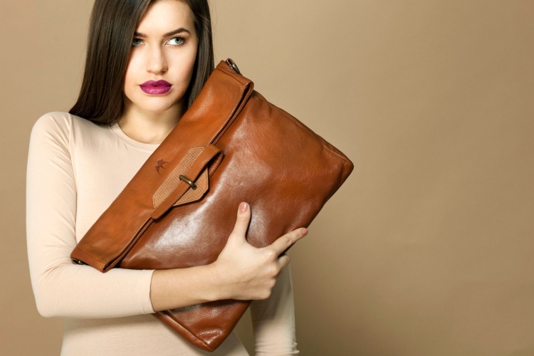 Кожаное платье рубашка