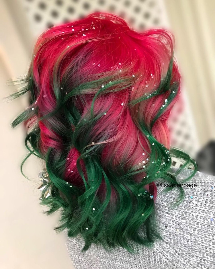 Красно зеленые волосы