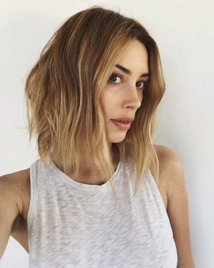 Стрижка до ключиц