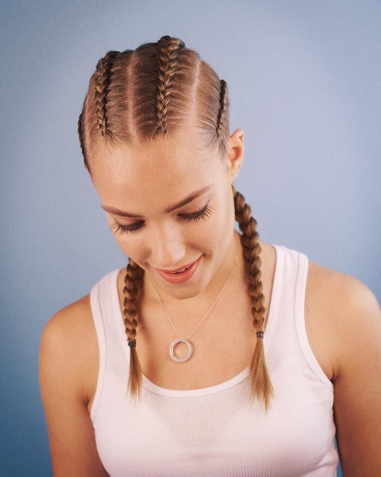 Четыре косички