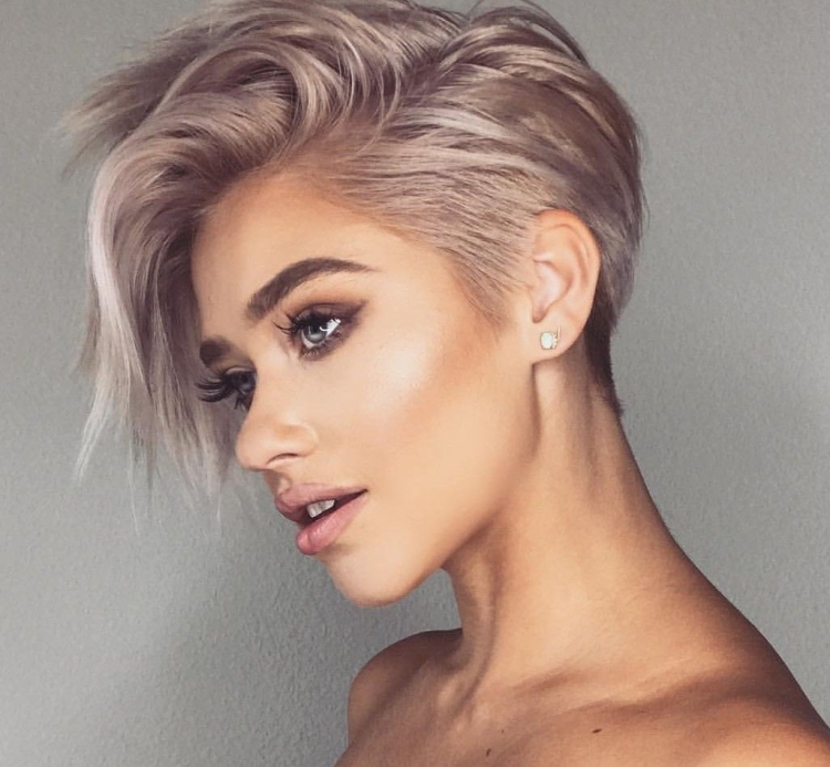 Короткие модные стрижки для девушек