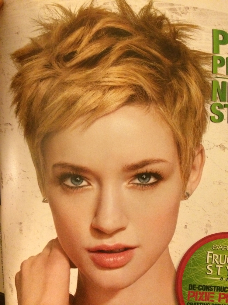 Короткие пшеничные волосы