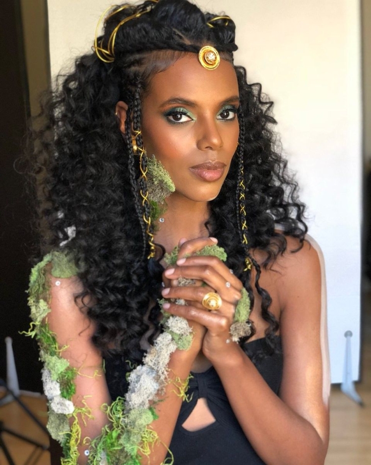 Африканские кудри с ободком