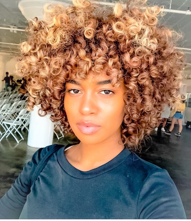 Афро кудри белые