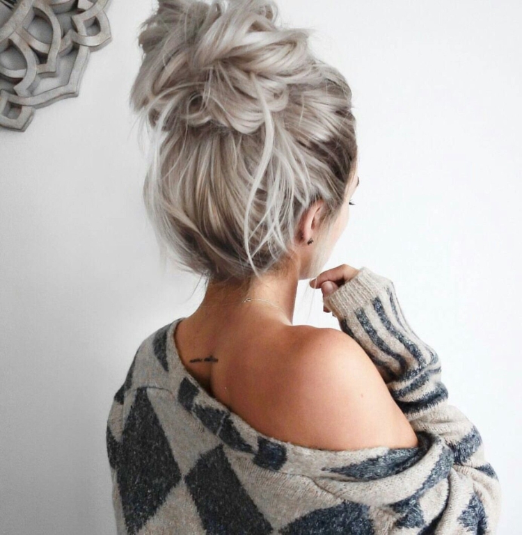 Прически на пепельные волосы