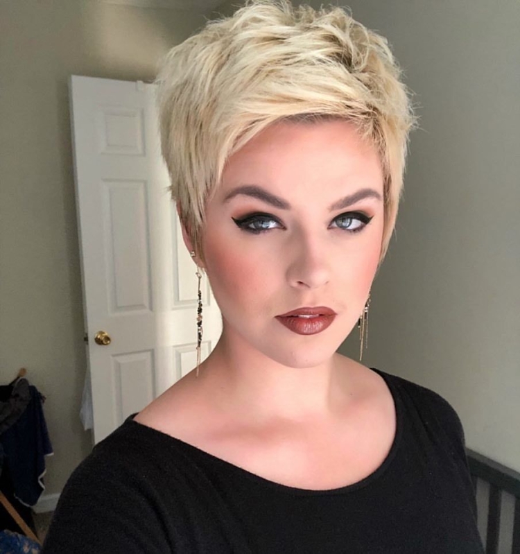 Красивые стрижки Пикси