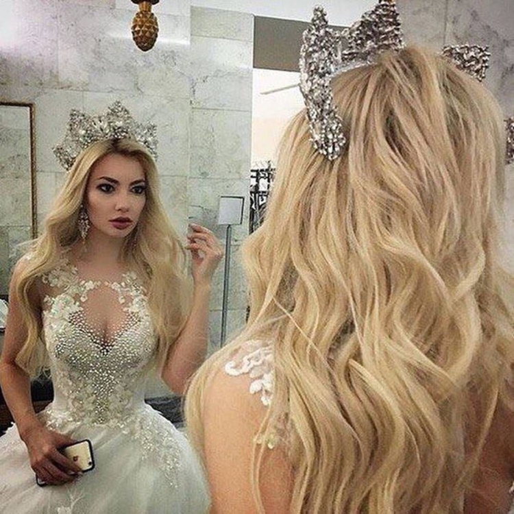 Свадебные прически с короной блонд