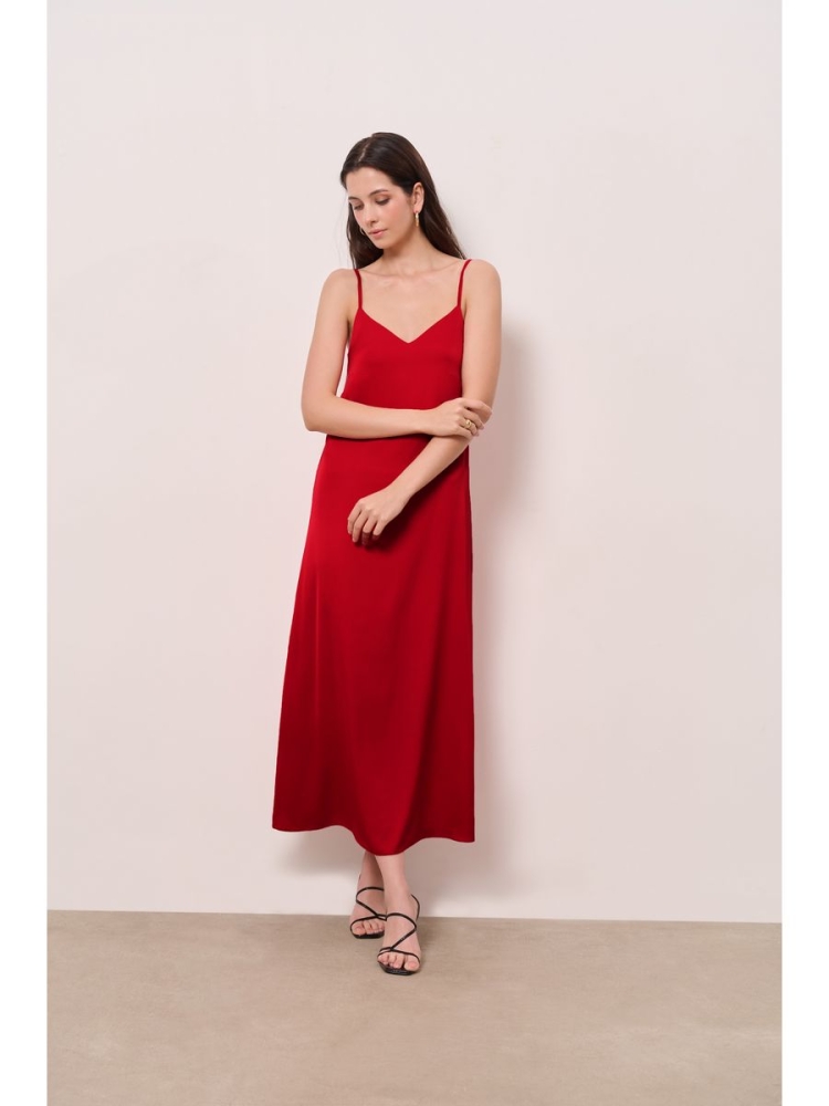 Шелковое платье на бретельках