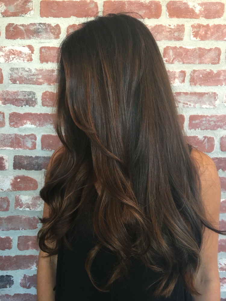 Длинные русые волосы со спины